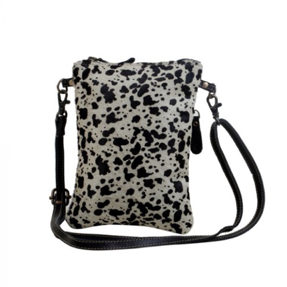 Myra dalmation print crossbody bag, adjustable - Picture 4 of 5
